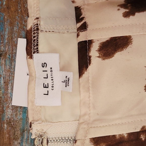 Animal print corset. Brand new. Size Large. - Picture 3 of 3